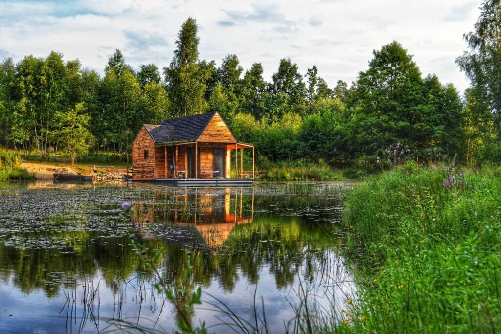 Heather Hut, Off-Grid Cottage On A Pond+2 Ha Darzkowo Eksteriør billede