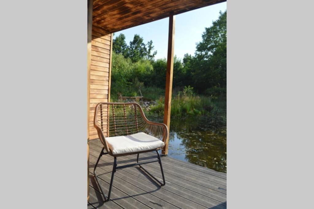 Heather Hut, Off-Grid Cottage On A Pond+2 Ha Darzkowo Eksteriør billede